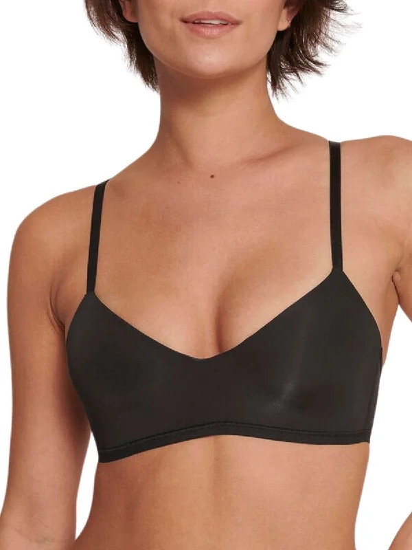 Underwire seamless sports wired bras for active women​ Soft ADAPT Padded Bra