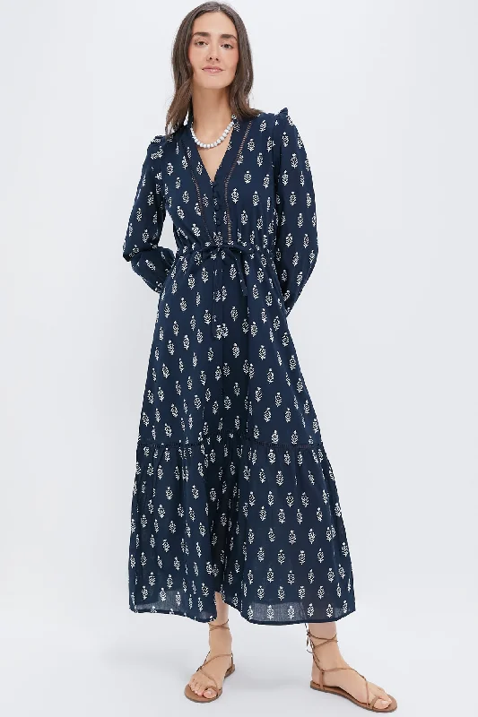 Linen mini dresses for a breathable summer option Marguerite 2 Organic Frances 4 V Dress Linen mini dresses for a breathable summer option Marguerite 2 Organic Frances 4 V Dress