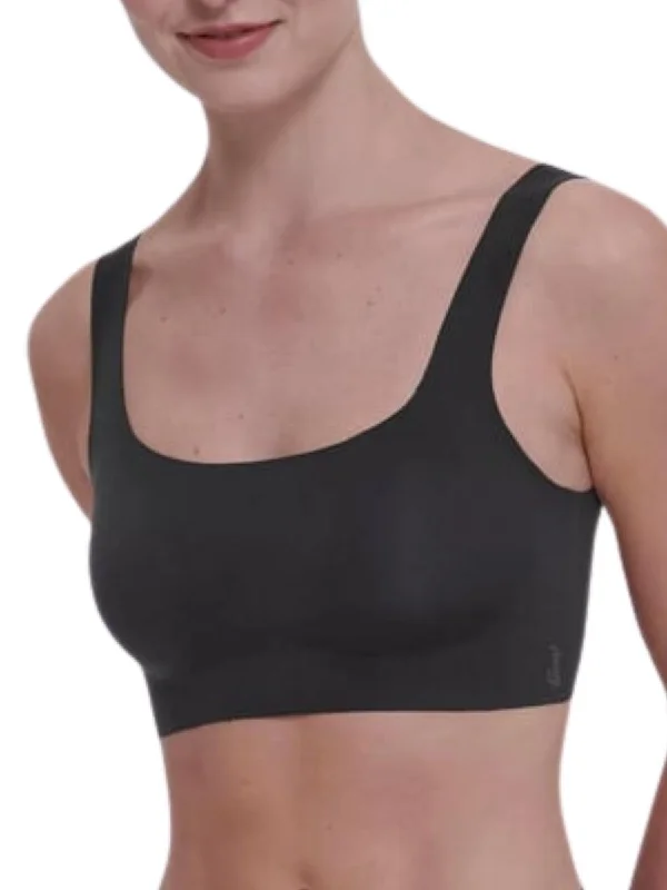 Underwire contour - cup wired bras for a defined shape​ ZERO Feel 2.0 Top - Black