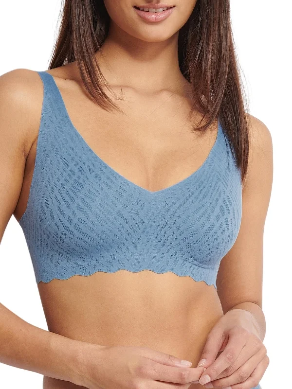 Underwire plus - size sports wired bras for larger busts ZERO Feel Bliss Soft Bra - Azura Blue Underwire plus - size sports wired bras for larger busts ZERO Feel Bliss Soft Bra - Azura Blue