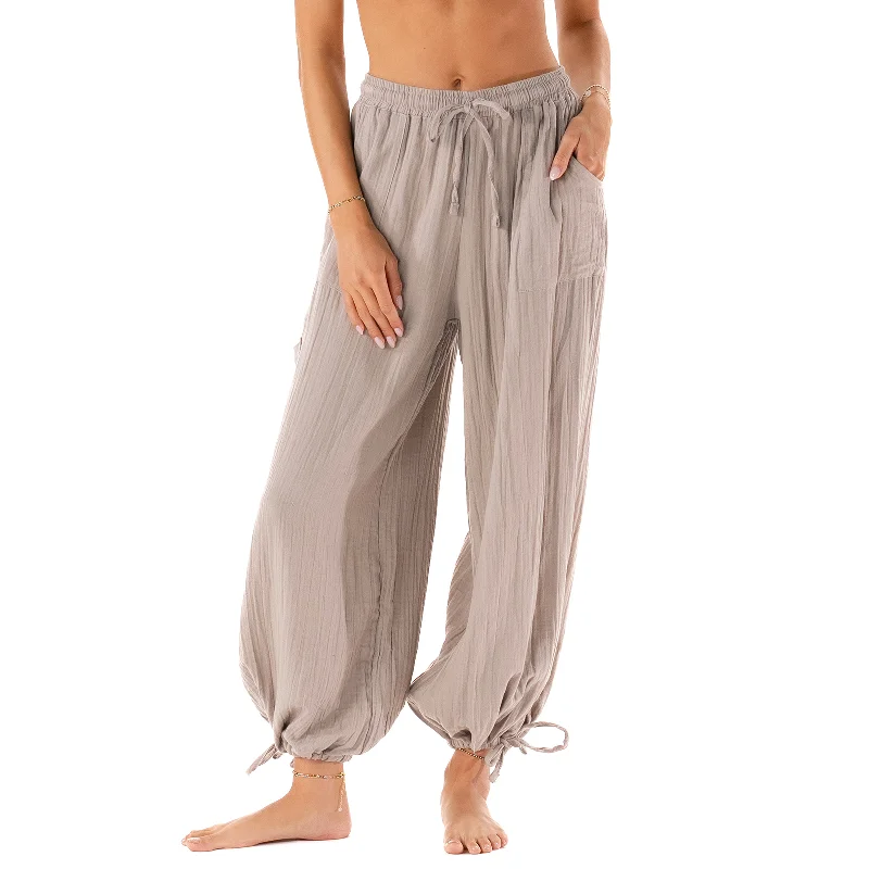 Women's Cargo Pants with Concealed Pockets in Dark Olive for a Sleek and Functional Design Stone Adventure Cargo Pants