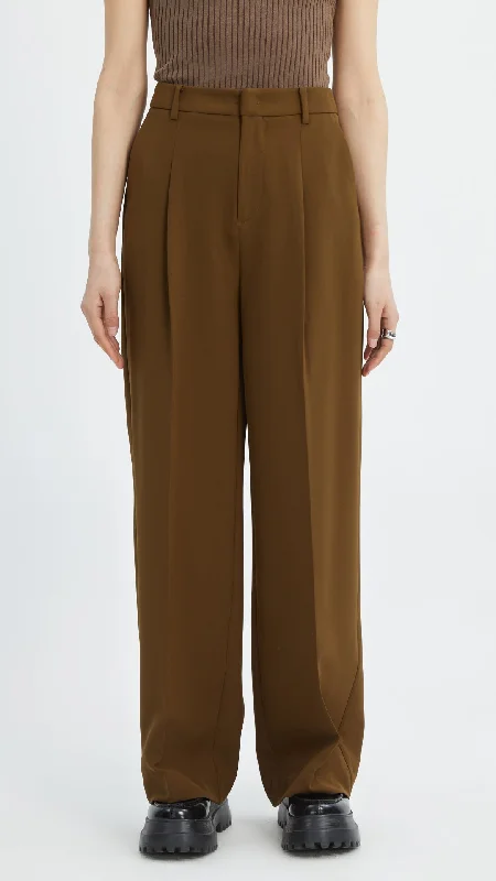 Leather Look Women Shorts for an Edgy and Chic Style  Wide Leg Tailored Pants
