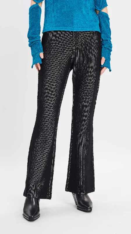Bermuda Women Shorts for a Classic and Sophisticated Look  Boot Cut Pants