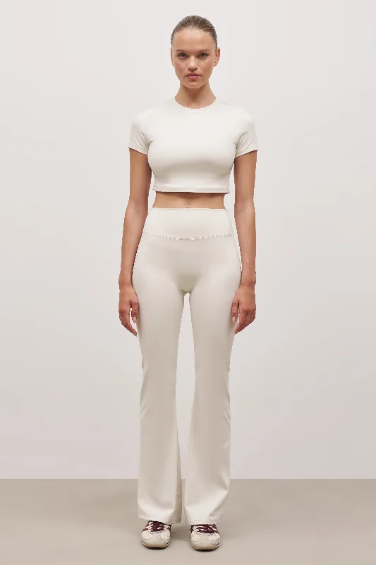 Women's silk - like tight trousers Base Sculpting Flared Leggings - Tofu