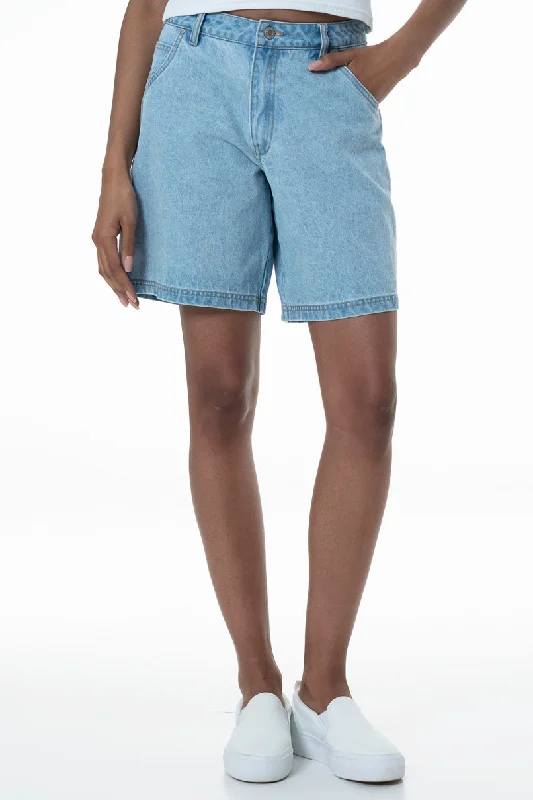 Slim - Fit Women's Compression Sweatpants in Navy for Intense Workouts and Support Bermuda Denim Shorts _ 151996 _ Light Wash Slim - Fit Women's Compression Sweatpants in Navy for Intense Workouts and Support Bermuda Denim Shorts _ 151996 _ Light Wash