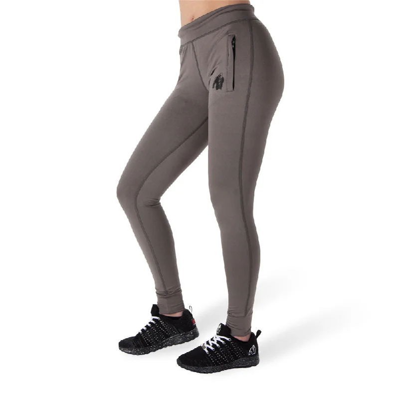 Women's Wide - Leg Sweatpants in Beige with Elastic Cuffs for a Relaxed and Trendy Outfit Cleveland Track Pants - Gray Women's Wide - Leg Sweatpants in Beige with Elastic Cuffs for a Relaxed and Trendy Outfit Cleveland Track Pants - Gray