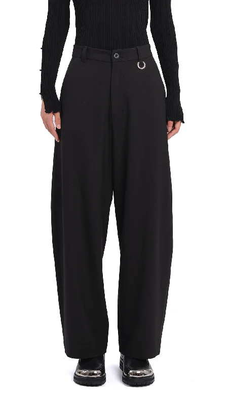 Bermuda Women Shorts for a Classic and Sophisticated Look Dyed Stretch Twill Balloon Pants Bermuda Women Shorts for a Classic and Sophisticated Look Dyed Stretch Twill Balloon Pants