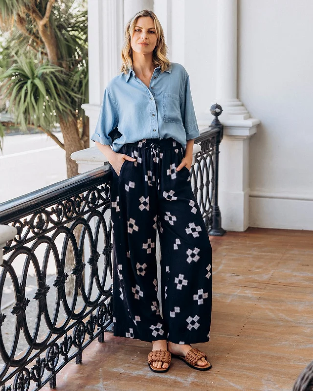 Women's business - casual tight trousers Elm Positano Pant Navy Print