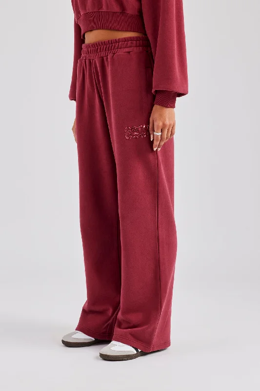 Printed Graphic Women's Sweatpants in Purple with Inspirational Quotes for a Motivating Look Glitter Applique Wide Leg Jogger - Cherry Red Printed Graphic Women's Sweatpants in Purple with Inspirational Quotes for a Motivating Look Glitter Applique Wide Leg Jogger - Cherry Red