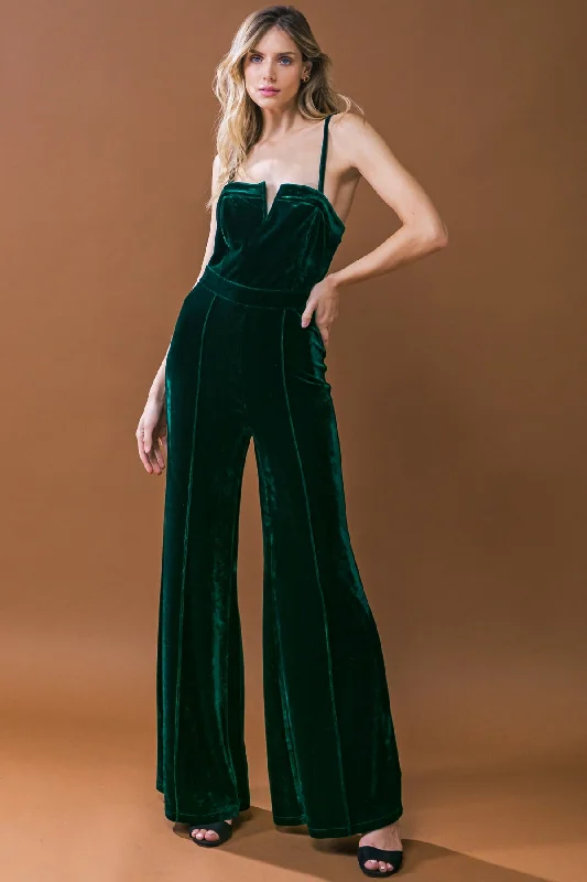 Women jumpsuits with beaded embellishments for a formal and fancy event BLOW A KISS VELVET JUMPSUIT Women jumpsuits with beaded embellishments for a formal and fancy event BLOW A KISS VELVET JUMPSUIT