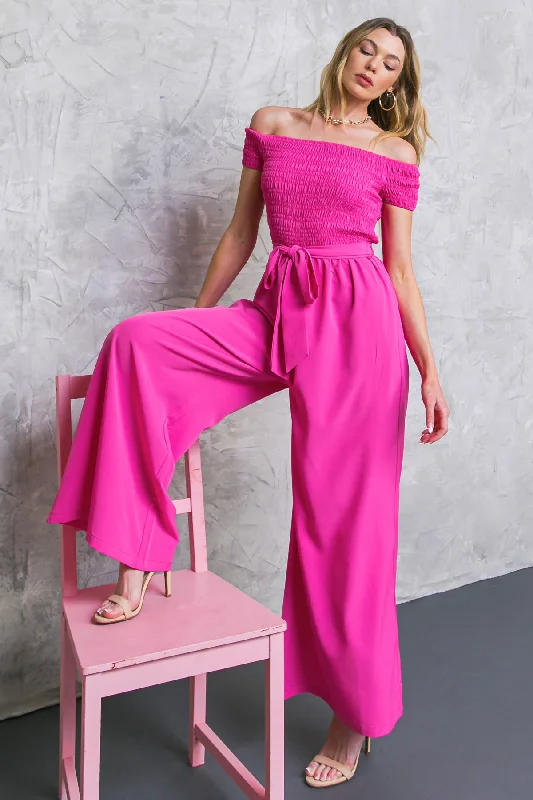 Women jumpsuits with pleated pants for a classic and sophisticated look WEEKEND OUTING WOVEN JUMPSUIT Women jumpsuits with pleated pants for a classic and sophisticated look WEEKEND OUTING WOVEN JUMPSUIT