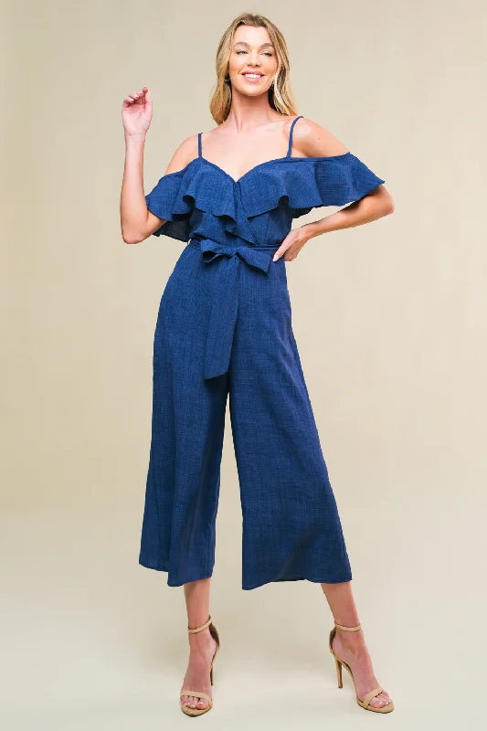 Women jumpsuits with a V - neck for a flattering and elongating effect SING ME BACK HOME WOVEN JUMPSUIT Women jumpsuits with a V - neck for a flattering and elongating effect SING ME BACK HOME WOVEN JUMPSUIT