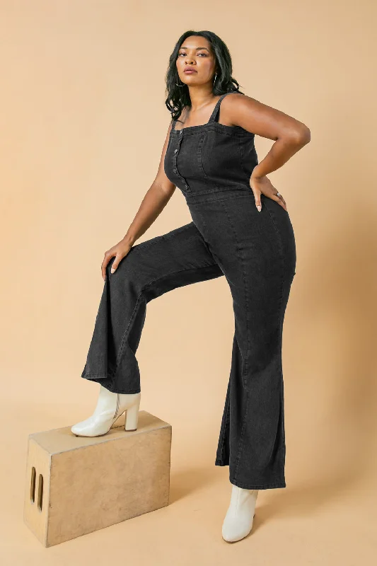 Linen women jumpsuits for a breathable and relaxed summer look NOW YOU'RE LIFTING ME UP DENIM JUMPSUIT Linen women jumpsuits for a breathable and relaxed summer look NOW YOU'RE LIFTING ME UP DENIM JUMPSUIT