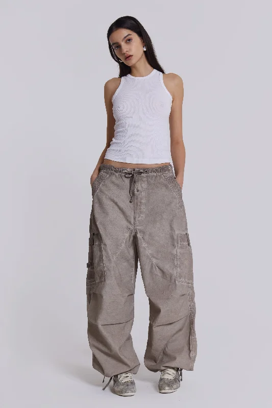 Regular Fit Women's Corduroy Cargo Pants in Burgundy for a Retro - Inspired Look Stone Oil Wash Parachute Pants Regular Fit Women's Corduroy Cargo Pants in Burgundy for a Retro - Inspired Look Stone Oil Wash Parachute Pants