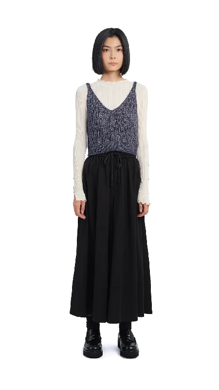 Denim Women Shorts with Distressed Details for a Casual Vibe  Wide Leg Pants