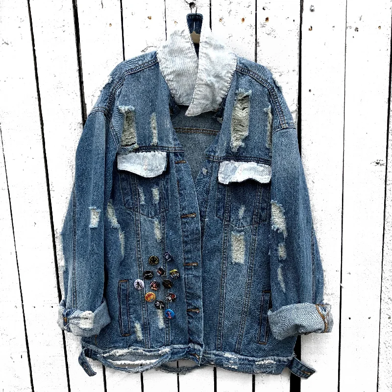 Women's cropped leather jackets with a fringe detail for a western - inspired outfit 'ALWAYS INSPIRED' DENIM JACKET Women's cropped leather jackets with a fringe detail for a western - inspired outfit 'ALWAYS INSPIRED' DENIM JACKET
