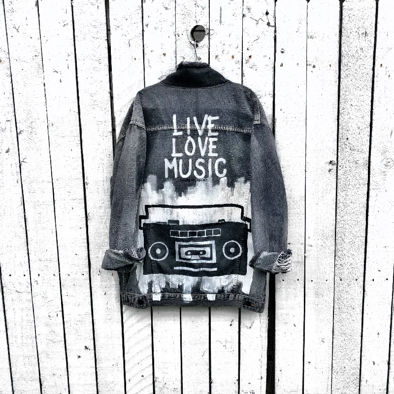 Women's long - line cardigan jackets in a soft knit for a cozy and elegant look 'BE MUSIC' DENIM JACKET Women's long - line cardigan jackets in a soft knit for a cozy and elegant look 'BE MUSIC' DENIM JACKET