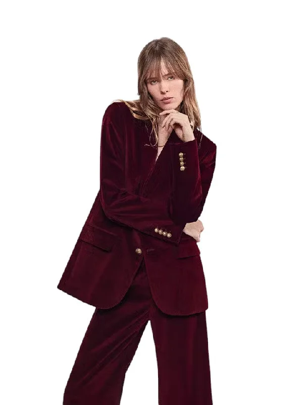 Oversized Women's Printed Blazers in Animal Patterns for a Statement Piece Everyday Velvet Blazer - Wine