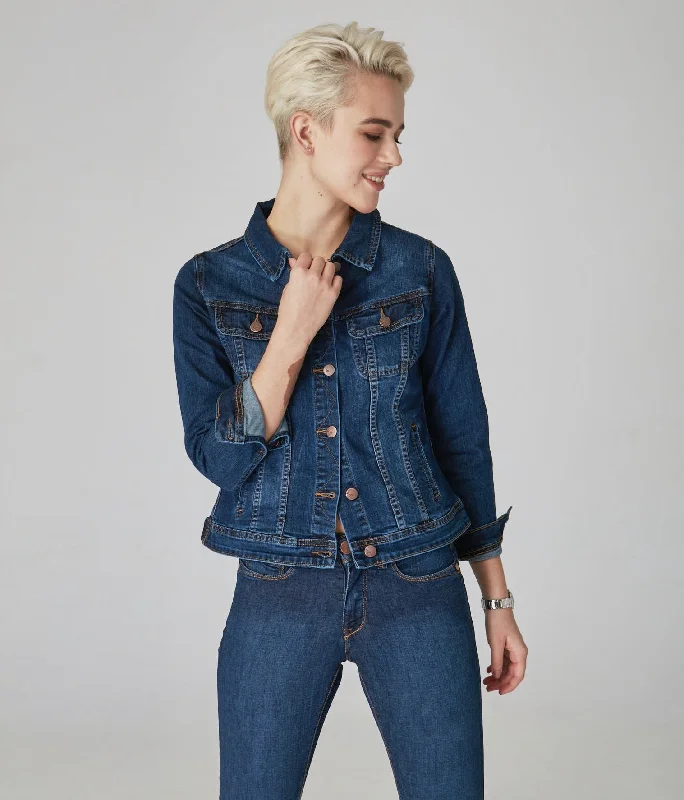 Women's pea coats in a plus - size fit for a flattering and warm winter coat Gabriella-CSN Classic Denim Jacket Women's pea coats in a plus - size fit for a flattering and warm winter coat Gabriella-CSN Classic Denim Jacket