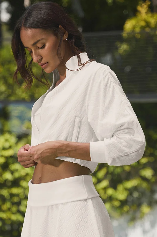 Long women's mac coats in a lightweight fabric for spring showers Cropped Doubles Only Full Zip Jacket - Ivory Long women's mac coats in a lightweight fabric for spring showers Cropped Doubles Only Full Zip Jacket - Ivory