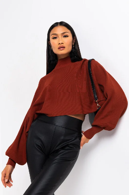 Women's zip - front sweatshirt with contrast stitching for a sporty aesthetic CINNAMON COOKIE SWEATSHIRT rust Women's zip - front sweatshirt with contrast stitching for a sporty aesthetic CINNAMON COOKIE SWEATSHIRT rust