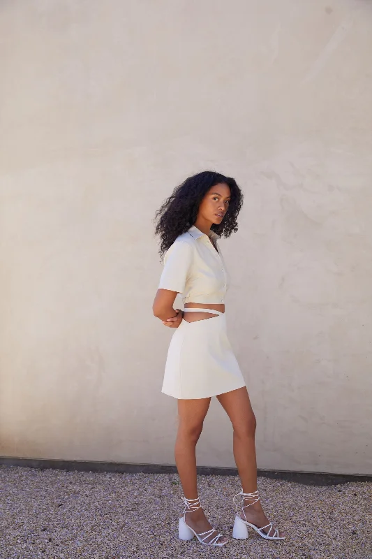 Skirts for a music festival MINI SKIRT WITH CUTOUT WAIST
