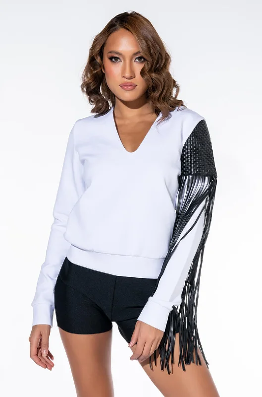 Women's fleece - lined hoodie with thumbholes for warmth in winter LISTEN UP FRINGE DETAIL SWEATSHIRT Women's fleece - lined hoodie with thumbholes for warmth in winter LISTEN UP FRINGE DETAIL SWEATSHIRT