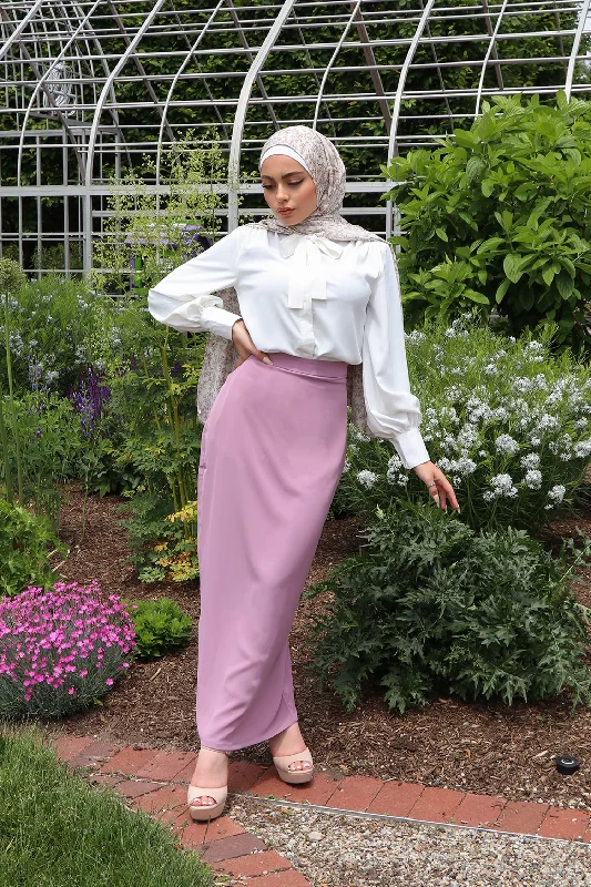 Skirts with a metallic finish Luxe Soft Maxi Skirt - Pastel Pink