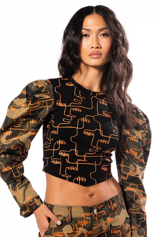 Women's crew - neck sweatshirt in a heather gray shade for a classic and versatile option PRINTED CAMO SWEATSHIRT Women's crew - neck sweatshirt in a heather gray shade for a classic and versatile option PRINTED CAMO SWEATSHIRT