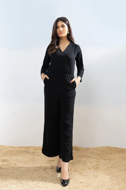 Women jumpsuits with fringe accents for a bohemian and fun - loving style Naurai Jumpsuit (With Sleeves) Women jumpsuits with fringe accents for a bohemian and fun - loving style Naurai Jumpsuit (With Sleeves)