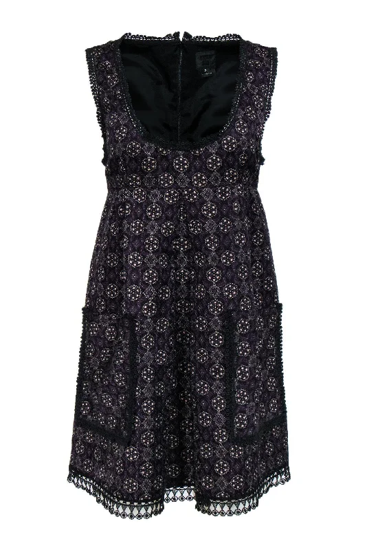 Wrap - Style Women Dress with Adjustable Fit for All Body Types Wrap - Style Women Dress with Adjustable Fit for All Body Types Anna Sui - Purple Printed Cotton & Silk Dress Sz 2
