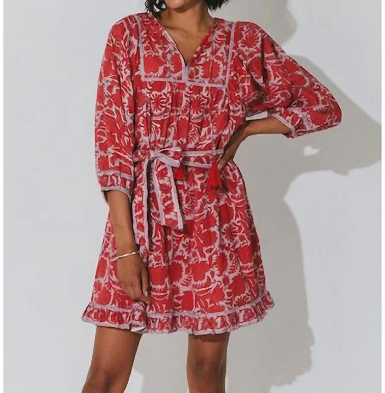 Mini Women Dress with a Short Hem for a Young and Trendy Style Mini Women Dress with a Short Hem for a Young and Trendy Style Kaz Mini Dress In Flora