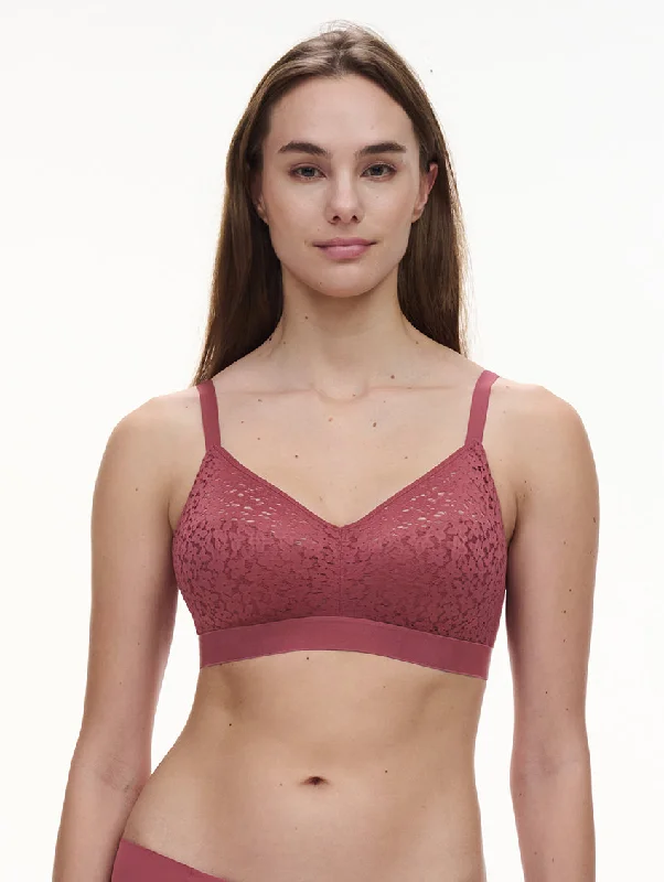 plus size nursing bras for breastfeeding moms Bra with a contour memory foam cup for a natural look Chantelle Norah Wirefree Bra plus size nursing bras for breastfeeding moms Bra with a contour memory foam cup for a natural look Chantelle Norah Wirefree Bra
