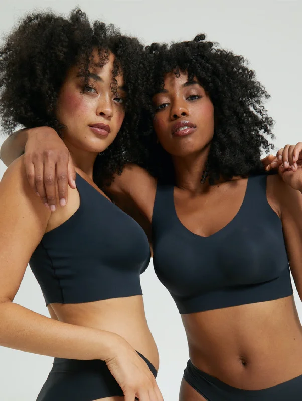 moisture wicking sports bras for sweaty workouts Bra with a foam - lined cup for a more structured shape Evelyn & Bobbie Defy Bra moisture wicking sports bras for sweaty workouts Bra with a foam - lined cup for a more structured shape Evelyn & Bobbie Defy Bra