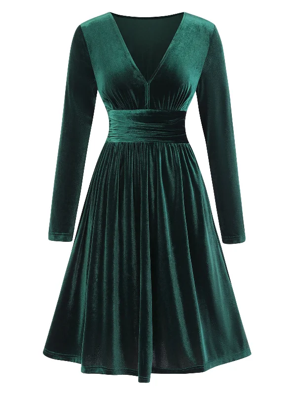 Printed Abstract Women Dress for a Modern and Artistic Appeal Printed Abstract Women Dress for a Modern and Artistic Appeal 1940s V-Neck Solid A-line Velvet Dress