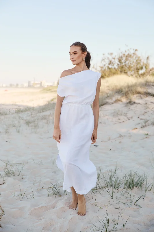 Halter Neck Women Dress to Show Off the Shoulders and Neckline Halter Neck Women Dress to Show Off the Shoulders and Neckline Alice Linen Drop Shoulder Dress in White Halter Neck Women Dress to Show Off the Shoulders and Neckline Halter Neck Women Dress to Show Off the Shoulders and Neckline Alice Linen Drop Shoulder Dress in White