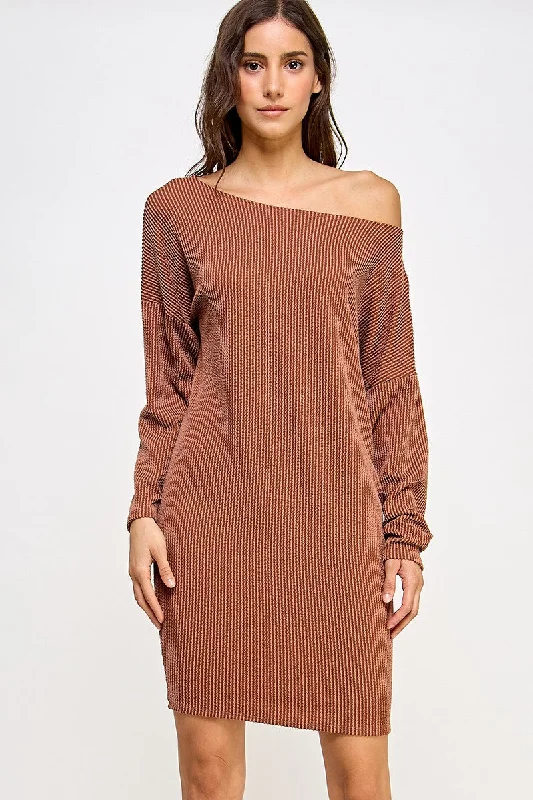 Lace - Embellished Women Dress for an Elegant and Sophisticated Appearance Lace - Embellished Women Dress for an Elegant and Sophisticated Appearance Asymmetrical Sweater Dress Lace - Embellished Women Dress for an Elegant and Sophisticated Appearance Lace - Embellished Women Dress for an Elegant and Sophisticated Appearance Asymmetrical Sweater Dress