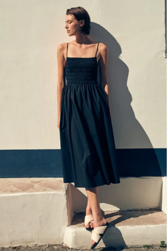 Long - Sleeve Women Dress in Velvet for a Luxurious Winter Look Long - Sleeve Women Dress in Velvet for a Luxurious Winter Look Aubrey Black Rouched Midi Dress Long - Sleeve Women Dress in Velvet for a Luxurious Winter Look Long - Sleeve Women Dress in Velvet for a Luxurious Winter Look Aubrey Black Rouched Midi Dress