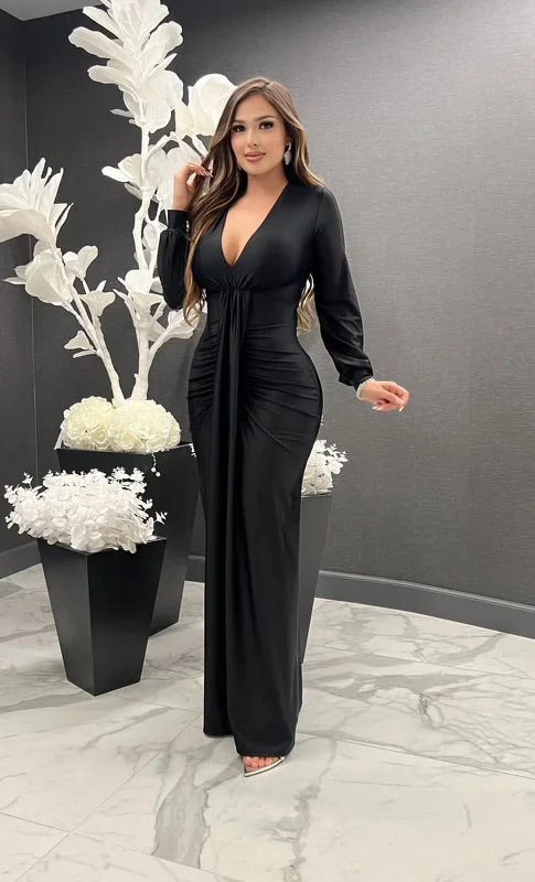 Empire Waist Women Dress to Accentuate the Bust and Conceal the Waist Empire Waist Women Dress to Accentuate the Bust and Conceal the Waist Black Deep V Split Ruched Maxi Dress- Stretchy, Estira