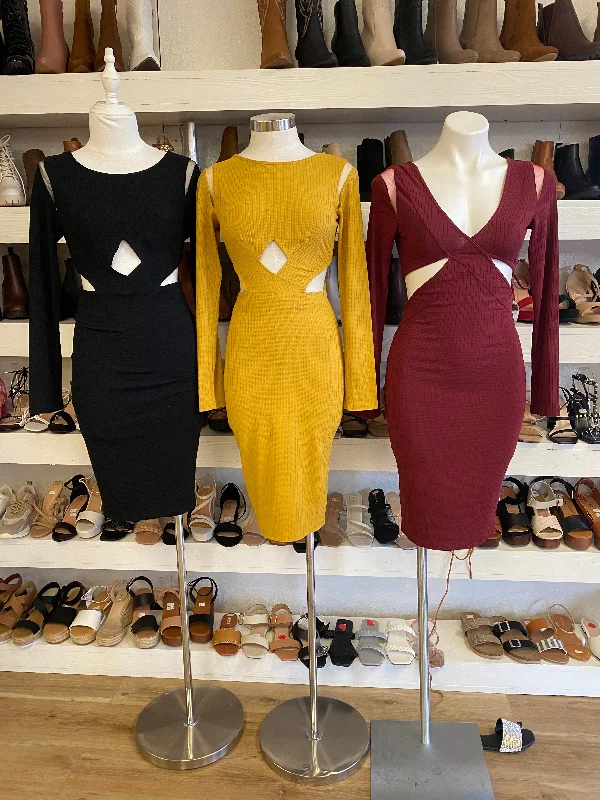 Wrap - Style Women Dress with Adjustable Fit for All Body Types Wrap - Style Women Dress with Adjustable Fit for All Body Types Cutout Dress Wrap - Style Women Dress with Adjustable Fit for All Body Types Wrap - Style Women Dress with Adjustable Fit for All Body Types Cutout Dress