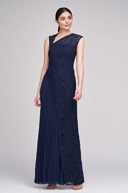 Strapless Women Dress with a Built - in Bra for Comfort and Support Strapless Women Dress with a Built - in Bra for Comfort and Support Dianna Gown Strapless Women Dress with a Built - in Bra for Comfort and Support Strapless Women Dress with a Built - in Bra for Comfort and Support Dianna Gown