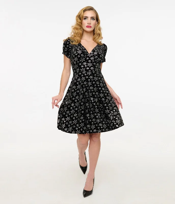 Ball Gown Women Dress with a Full Skirt for a Princess - like Look Ball Gown Women Dress with a Full Skirt for a Princess - like Look Hell Bunny 1950s Black & Silver Metallic Snowflake Velvet Fit & Flare Dress Ball Gown Women Dress with a Full Skirt for a Princess - like Look Ball Gown Women Dress with a Full Skirt for a Princess - like Look Hell Bunny 1950s Black & Silver Metallic Snowflake Velvet Fit & Flare Dress