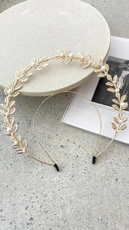 Printed Abstract Women Dress for a Modern and Artistic Appeal Printed Abstract Women Dress for a Modern and Artistic Appeal Juliet Halo Headband - Gold Printed Abstract Women Dress for a Modern and Artistic Appeal Printed Abstract Women Dress for a Modern and Artistic Appeal Juliet Halo Headband - Gold