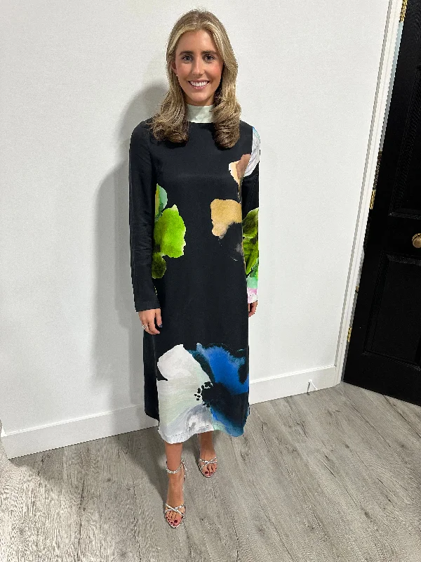 Sleeveless Women Dress in Bright Colors for Summer Parties Sleeveless Women Dress in Bright Colors for Summer Parties L/S Midi Dress Sleeveless Women Dress in Bright Colors for Summer Parties Sleeveless Women Dress in Bright Colors for Summer Parties L/S Midi Dress