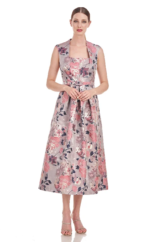 Strapless Women Dress with a Built - in Bra for Comfort and Support Strapless Women Dress with a Built - in Bra for Comfort and Support Lizbeth Tea Length Dress