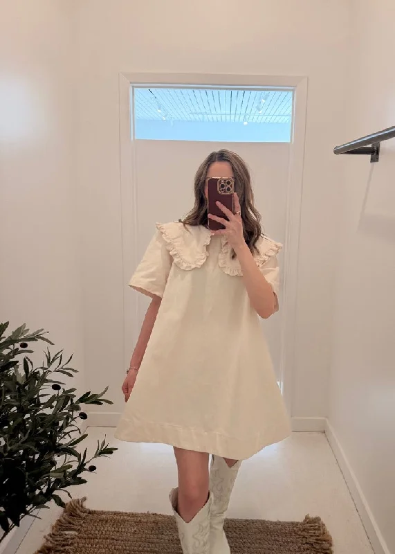 Mini Women Dress with a Short Hem for a Young and Trendy Style Mini Women Dress with a Short Hem for a Young and Trendy Style SENDING LOVE MINI DRESS Mini Women Dress with a Short Hem for a Young and Trendy Style Mini Women Dress with a Short Hem for a Young and Trendy Style SENDING LOVE MINI DRESS