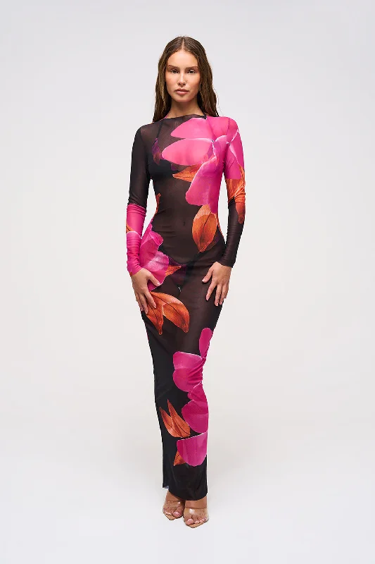 Plus Size Women Dress with a Flattering A - Line Cut for Comfort and Style Plus Size Women Dress with a Flattering A - Line Cut for Comfort and Style PEONY Plus Size Women Dress with a Flattering A - Line Cut for Comfort and Style Plus Size Women Dress with a Flattering A - Line Cut for Comfort and Style PEONY