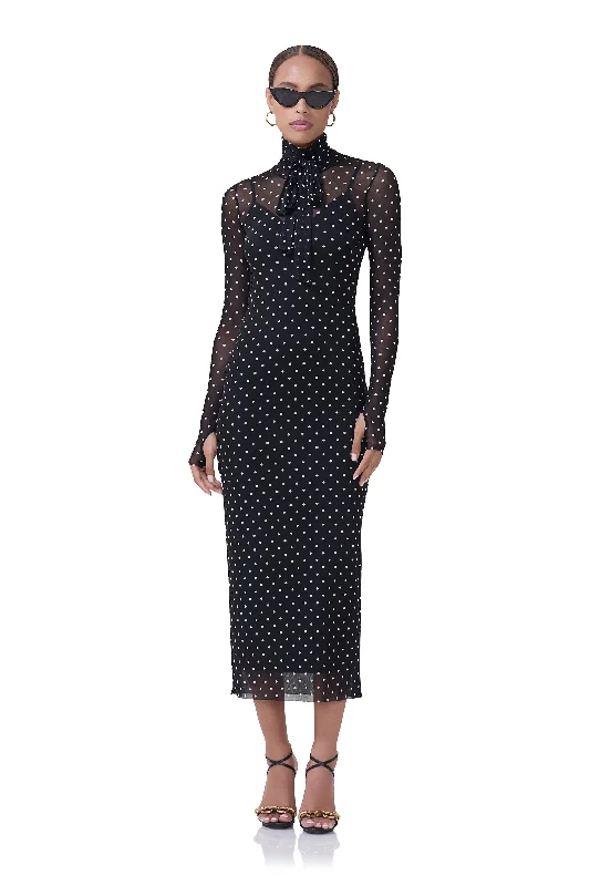 Shift Women Dress with a Simple and Classic Design for Everyday Wear Shift Women Dress with a Simple and Classic Design for Everyday Wear Nesa Dress - Noir Dot Shift Women Dress with a Simple and Classic Design for Everyday Wear Shift Women Dress with a Simple and Classic Design for Everyday Wear Nesa Dress - Noir Dot