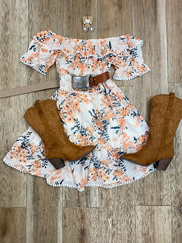 Ruffled Women Dress with Multiple Layers for a Playful and Girly Style Ruffled Women Dress with Multiple Layers for a Playful and Girly Style Off shoulder dress Ruffled Women Dress with Multiple Layers for a Playful and Girly Style Ruffled Women Dress with Multiple Layers for a Playful and Girly Style Off shoulder dress