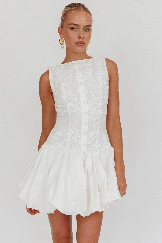 Ball Gown Women Dress with a Full Skirt for a Princess - like Look Ball Gown Women Dress with a Full Skirt for a Princess - like Look Opulent Sleeveless Bubble Hem Mini Dress Embroidered White Ball Gown Women Dress with a Full Skirt for a Princess - like Look Ball Gown Women Dress with a Full Skirt for a Princess - like Look Opulent Sleeveless Bubble Hem Mini Dress Embroidered White